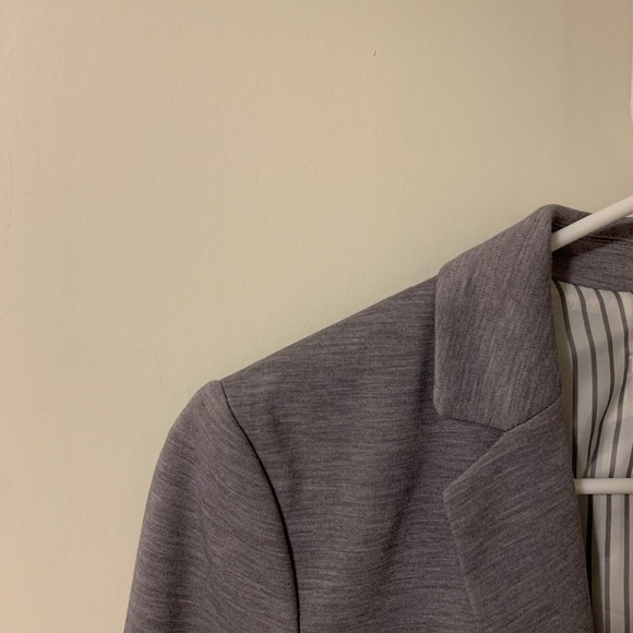H&M Gray Blazer - Picture 3 of 6
